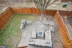 25135 Hummocky Terrace, Aldie, VA 20105 - Photo 24