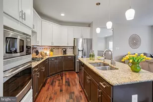 25135 Hummocky Terrace, Aldie, VA 20105 - Photo 18