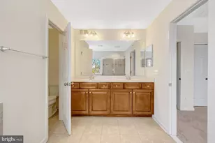 45768 Winding Branch Terrace, Sterling, VA 20166 - Photo 20