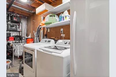 307 Brethour Court, Sterling, VA 20164 - Photo 20