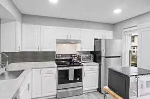 307 Brethour Ct, Sterling, VA 20164 - Photo 4