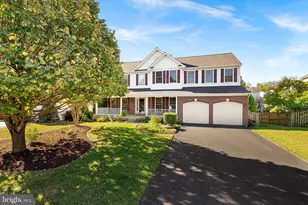 917 Towering Oak Ct, Purcellville, VA 20132 - Photo 2