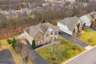 22558 Forest Run Dr, Ashburn, VA 20148 - Photo 6