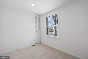 132 N Fillmore Ave, Sterling, VA 20164 - Photo 22