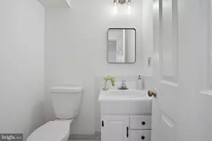 132 N Fillmore Ave, Sterling, VA 20164 - Photo 16