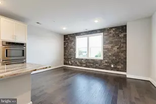 44750 Tiverton Sq, Ashburn, VA 20147 - Photo 12