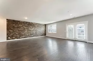 44750 Tiverton Sq, Ashburn, VA 20147 - Photo 2