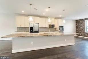 44750 Tiverton Sq, Ashburn, VA 20147 - Photo 8