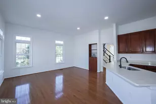 47699 Whirlpool Square, Sterling, VA 20165 - Photo 12