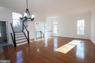 47699 Whirlpool Square, Sterling, VA 20165 - Photo 2