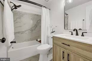 37 Alden Ct, Sterling, VA 20165 - Photo 22