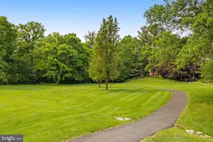 37 Alden Ct, Sterling, VA 20165 - Photo 28