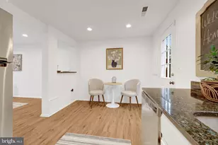 37 Alden Ct, Sterling, VA 20165 - Photo 16