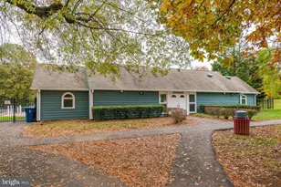 37 Alden Ct, Sterling, VA 20165 - Photo 32