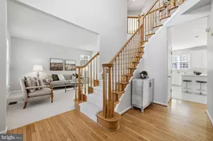 105 Meadowbrook Ct SW, Leesburg, VA 20175 - Photo 4