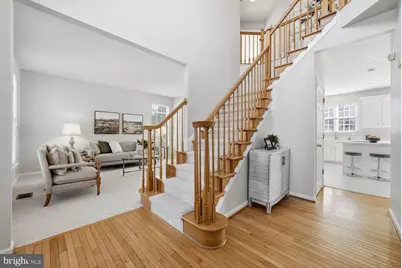 105 Meadowbrook Court SW, Leesburg, VA 20175 - Photo 2