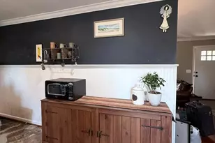 16 Honeybee Ave, Round Hill, VA 20141 - Photo 8