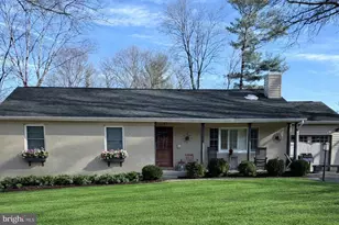 16 Honeybee Ave, Round Hill, VA 20141 - Photo 1