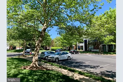 20301 Beechwood Terrace #201, Ashburn, VA 20147 - Photo 10