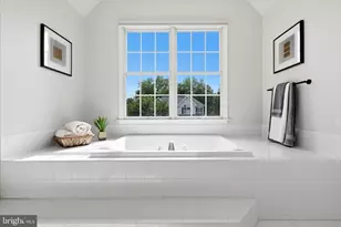 22806 Oatlands Grove Pl, Ashburn, VA 20148 - Photo 38