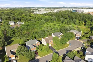 22806 Oatlands Grove Pl, Ashburn, VA 20148 - Photo 70