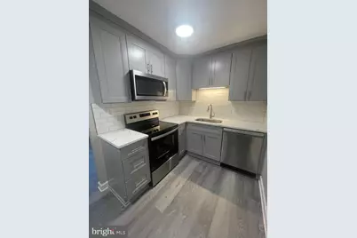 110 N College Drive N, Sterling, VA 20164 - Photo 4