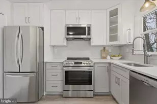 115 W O St, Purcellville, VA 20132 - Photo 8