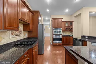 47672 Paulsen Square, Sterling, VA 20165 - Photo 18