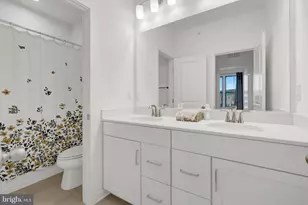 20941 Bluebird Sq, Sterling, VA 20165 - Photo 42