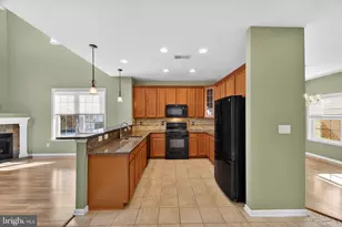 20562 Rosewood Manor Square, Ashburn, VA 20147 - Photo 16