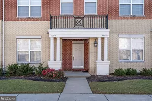 22697 Verde Gate, Brambleton, VA 20148 - Photo 2