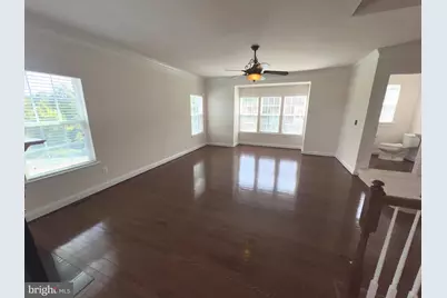 25835 Clairmont Manor Square, Aldie, VA 20105 - Photo 6