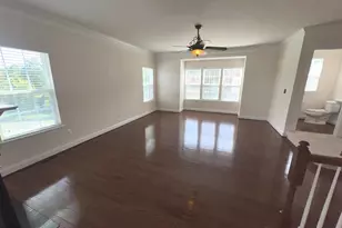 25835 Clairmont Manor Square, Aldie, VA 20105 - Photo 6