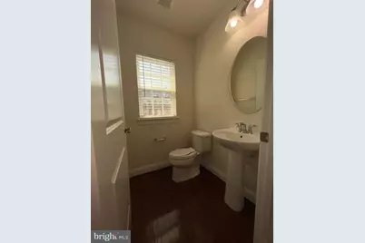 25835 Clairmont Manor Square, Aldie, VA 20105 - Photo 12