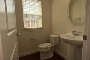 25835 Clairmont Manor Square, Aldie, VA 20105 - Photo 12