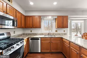 20 N Lowery Ct, Sterling, VA 20165 - Photo 24