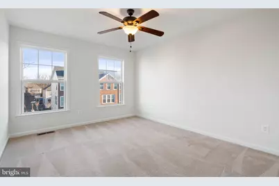 42237 Lancaster Woods Square, Chantilly, VA 20152 - Photo 32