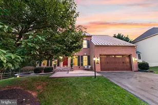 18571 Dettington Ct, Leesburg, VA 20176 - Photo 6