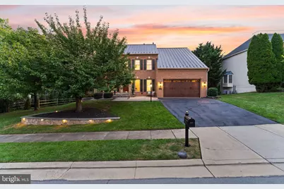 18571 Dettington Court, Leesburg, VA 20176 - Photo 2