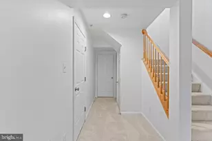 25450 Upper Clubhouse Dr, Chantilly, VA 20152 - Photo 38