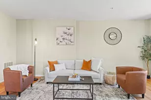 25450 Upper Clubhouse Dr, Chantilly, VA 20152 - Photo 6