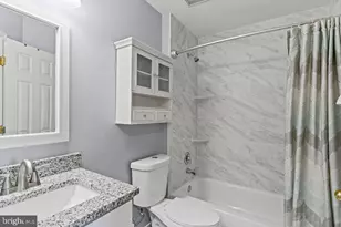 25450 Upper Clubhouse Dr, Chantilly, VA 20152 - Photo 22