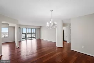 19385 Cypress Ridge Terrace, Leesburg, VA 20176 - Photo 6