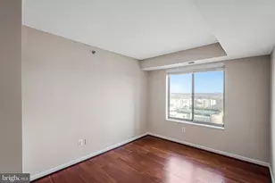 19385 Cypress Ridge Terrace, Leesburg, VA 20176 - Photo 14