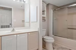 19385 Cypress Ridge Terrace, Leesburg, VA 20176 - Photo 22