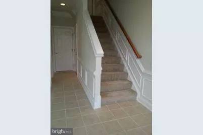 42707 Tunstall Terrace, Ashburn, VA 20147 - Photo 2