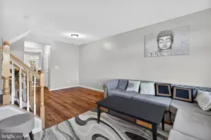 25065 Riding Center Dr, Chantilly, VA 20152 - Photo 4