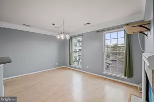 46966 Courtyard Sq, Sterling, VA 20164 - Photo 16