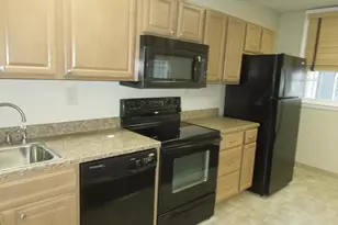 110 E Market St, Leesburg, VA 20176 - Photo 2