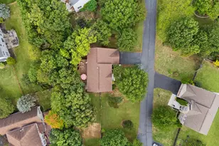 607 Talmadge Ct SE, Leesburg, VA 20175 - Photo 14